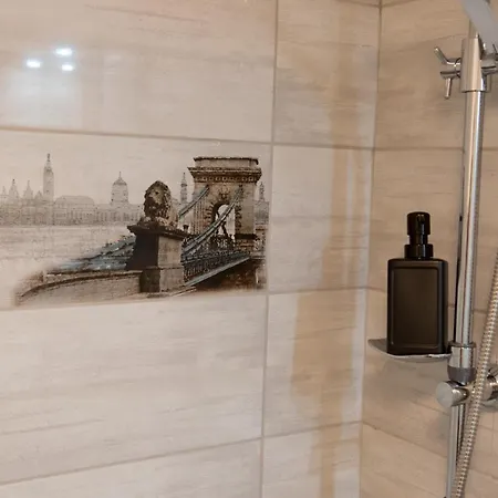 Downtown Sunrise Apartamento Budapest